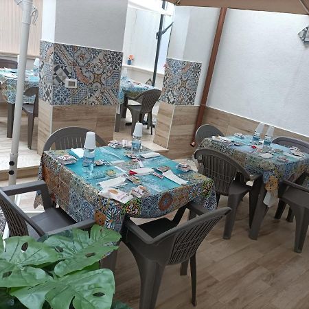 B&B Stella Maris Trapani Centro Eksteriør bilde
