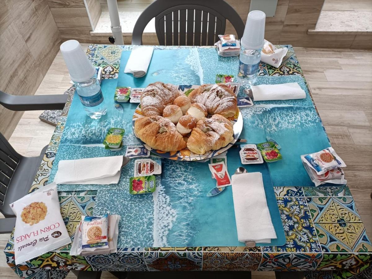 B&B Stella Maris Trapani Centro Eksteriør bilde