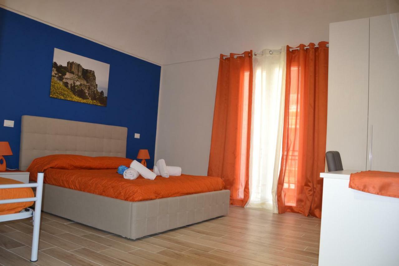 B&B Stella Maris Trapani Centro Eksteriør bilde